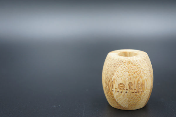 F.e.t.e Toothbrush holder