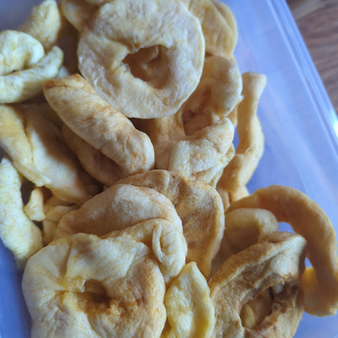 Chopped dried Apple rings per 100g BBE:July24