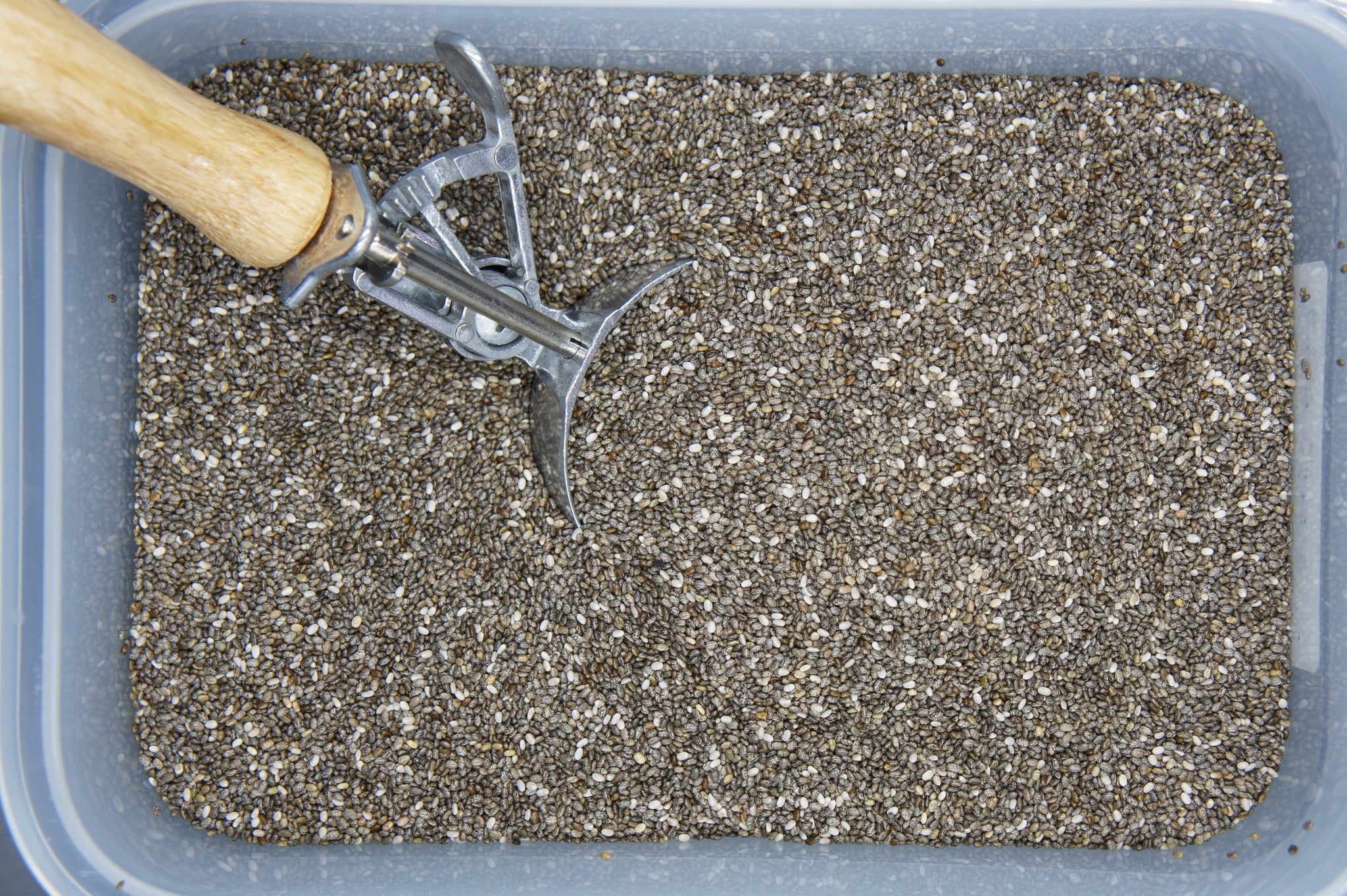 Chia Seeds per 100g BBE Jun 25